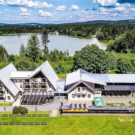 Hotel Hornik Zďar nad Sazavou Bagian luar foto